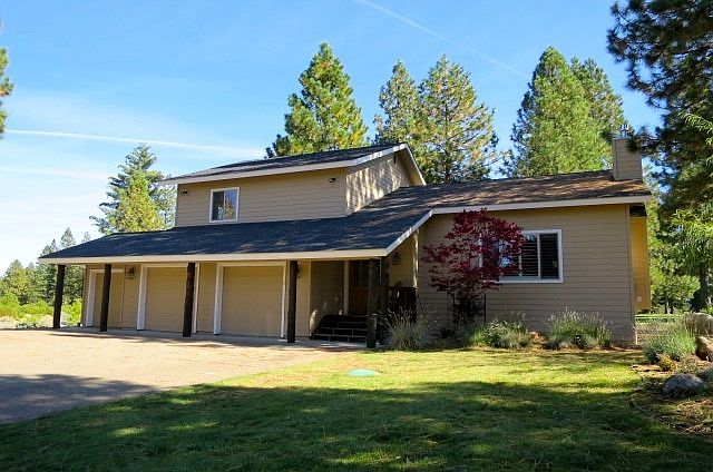 1st image of 3 Dinsmore Dr