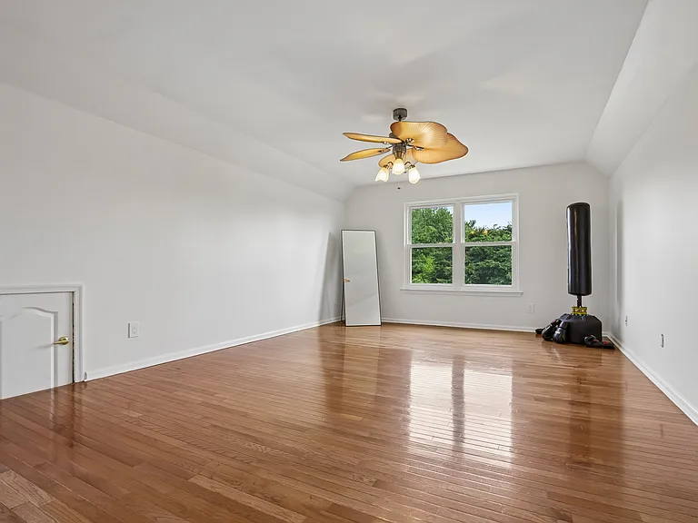 1 Ferris Wheel Dr — Photo 16