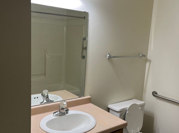 121 County Road Qq #C-10