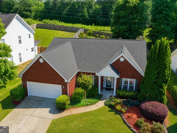 1406 Mandalay Ct, Lilburn, GA 30047