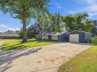 2916 28th Ave, Rock Island, IL 61201