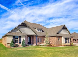 1101 Riata Rd, Tuttle, OK 73089