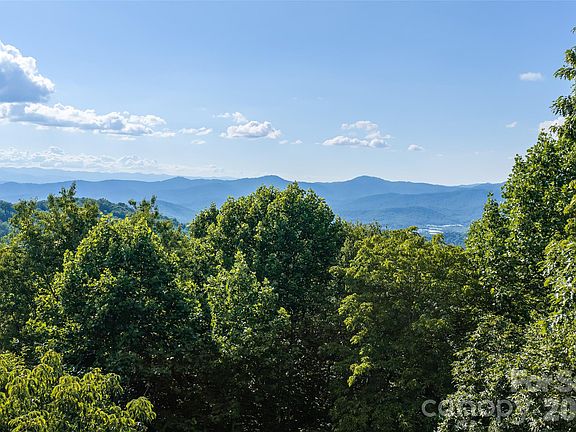 5th image of 1043 Moss Creek Ln #69