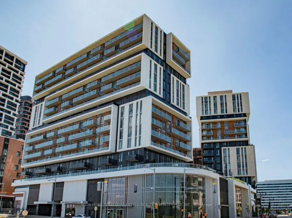 292 Verdale Cross #B917, Markham, ON L6G 0H6