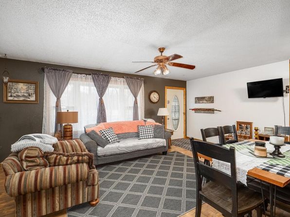 28925 Durant St NE, Isanti, MN 55040