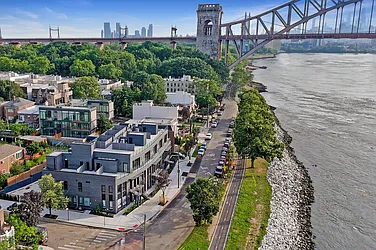 21-31 Shore Boulevard