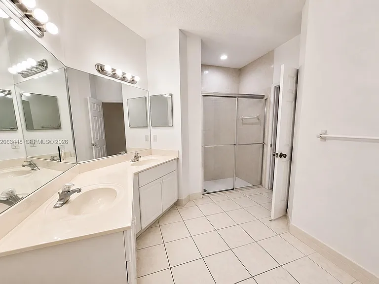 12572 Shoreline Dr #107 — Photo 7