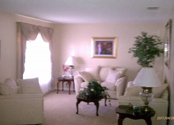 2nd image of 2040 Country Brook Ave