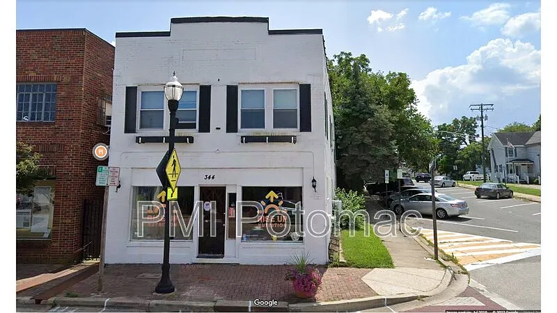 Building Photo - 344 Main St #103