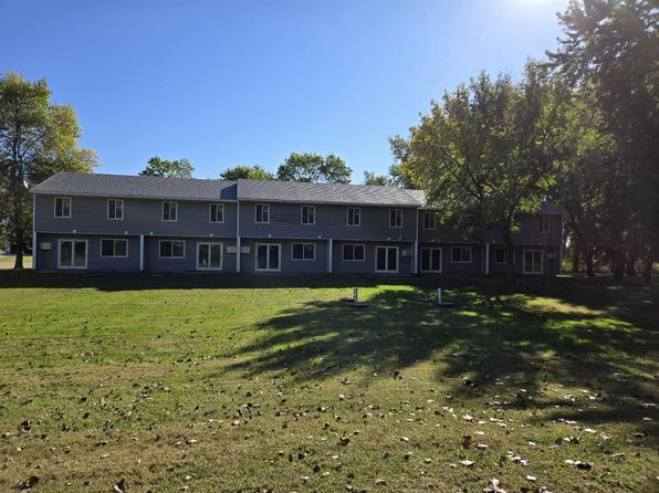260 15th Ln NE #5