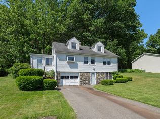 3 Atwood St, Leicester, MA 01524