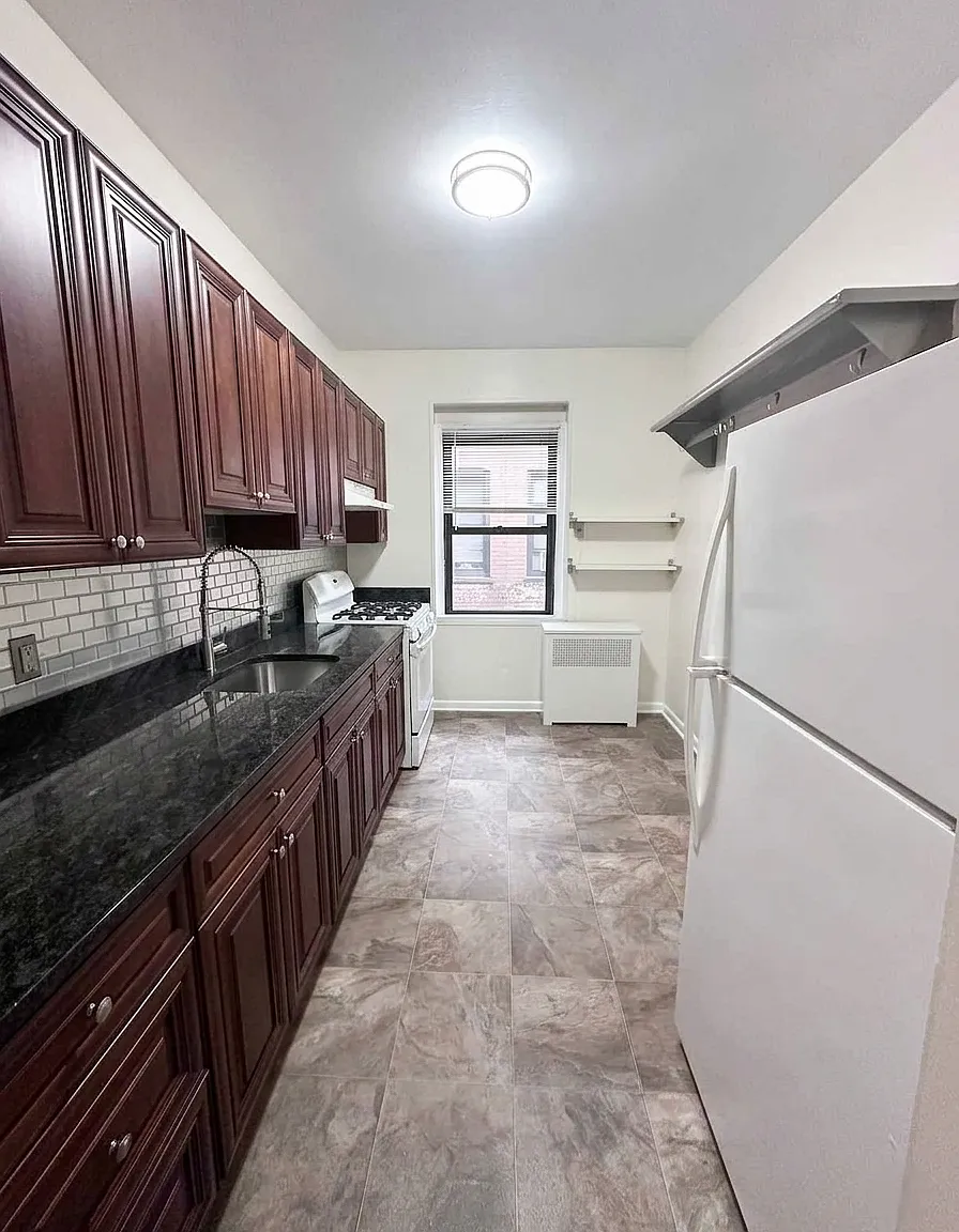 2 bed, 800 sqft, $2,095 — Photo 1