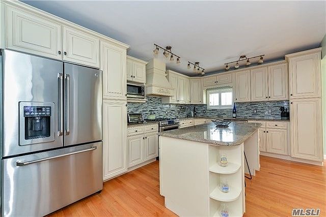 1st image of 104 Wyoming Ave
