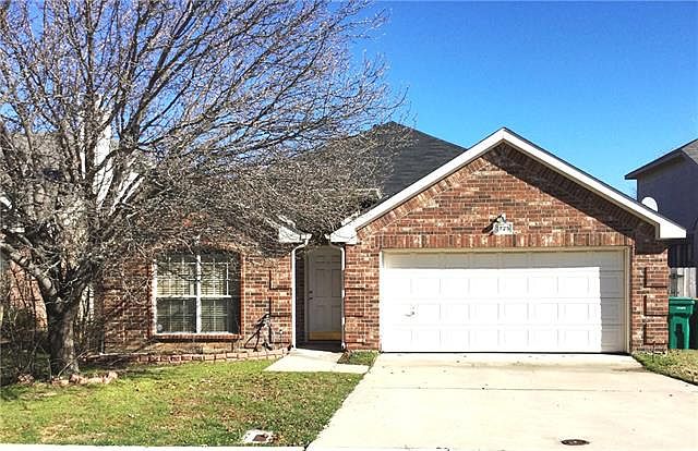 2nd image of 1725 Buehler Pl