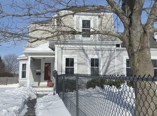 10 Bayview St #B, West Yarmouth, MA 02673