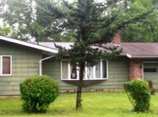 61 California Ave, Middletown, NY 10940