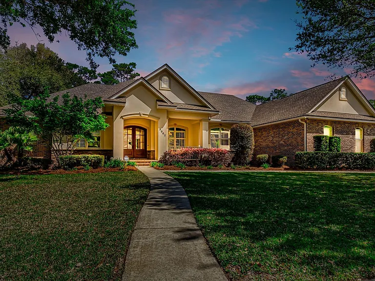 9007 Rushing River Way — Photo 3
