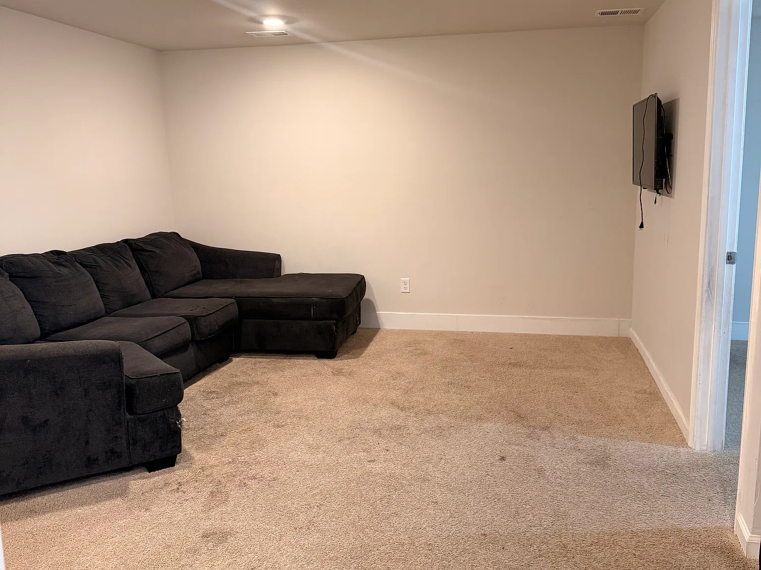 2 bed, $1,525 — Photo 3