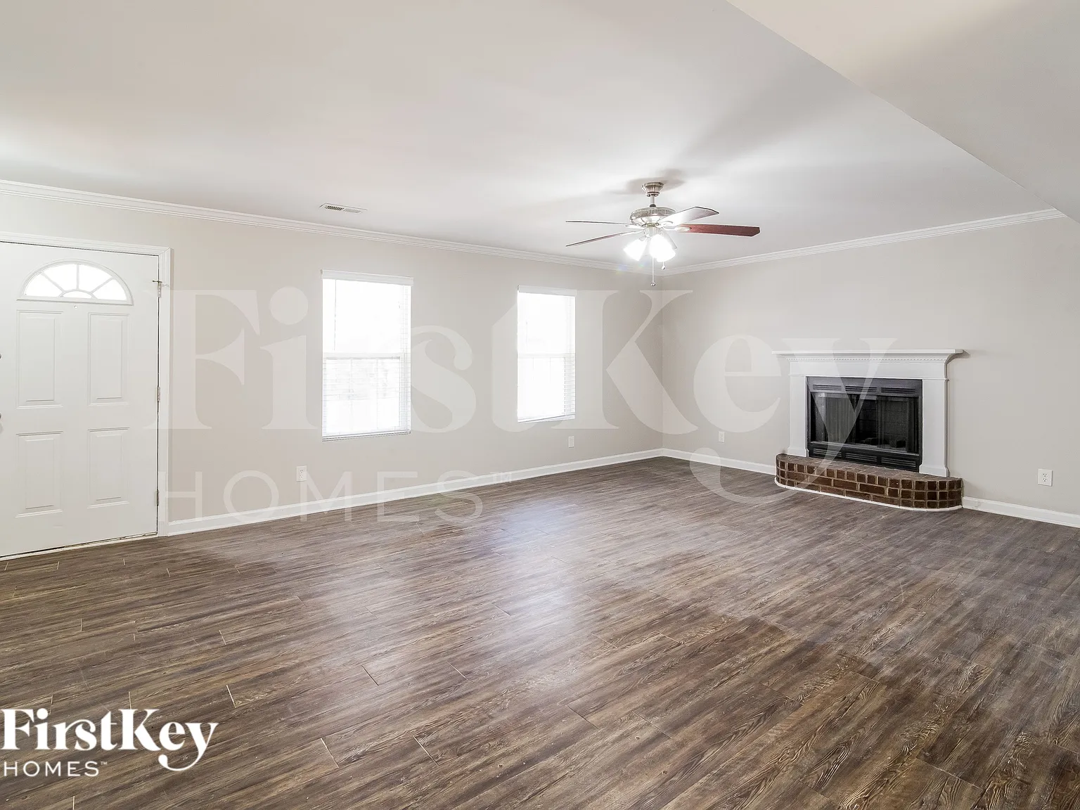 4 bed, 2.5 bath, 1530 sqft, $2,505 — Photo 3