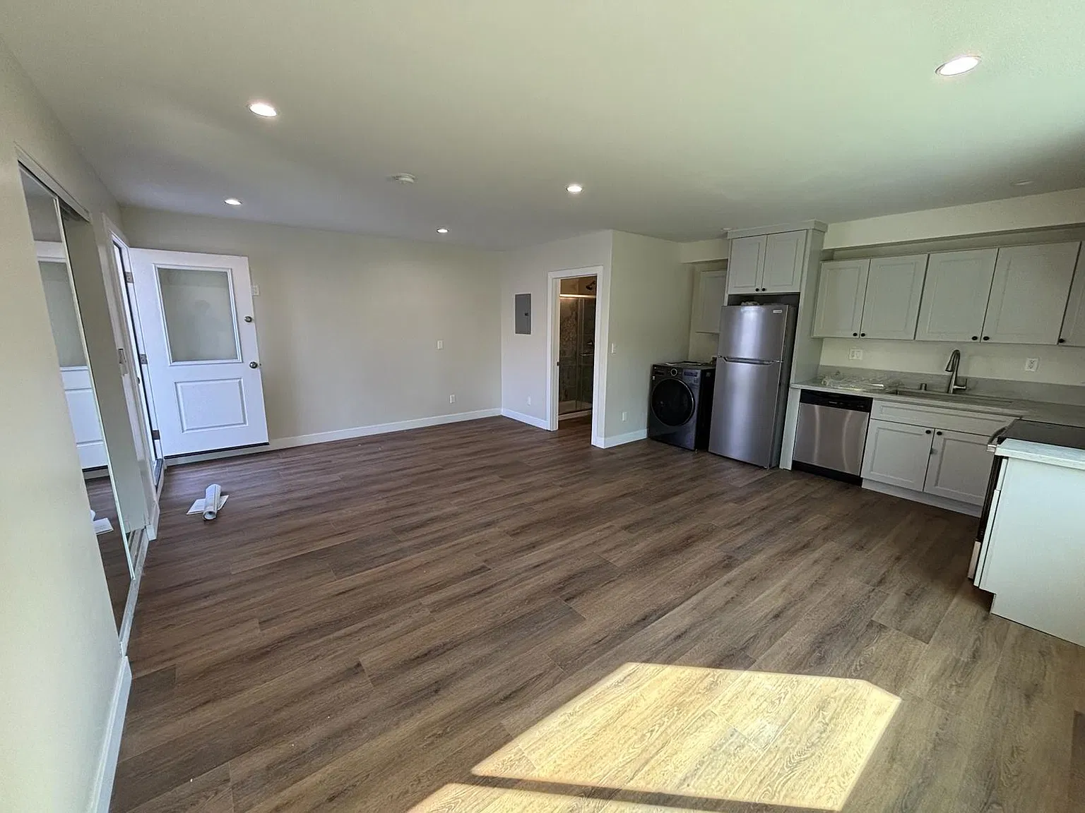 Studio, 440 sqft, $1,850 — Photo 4