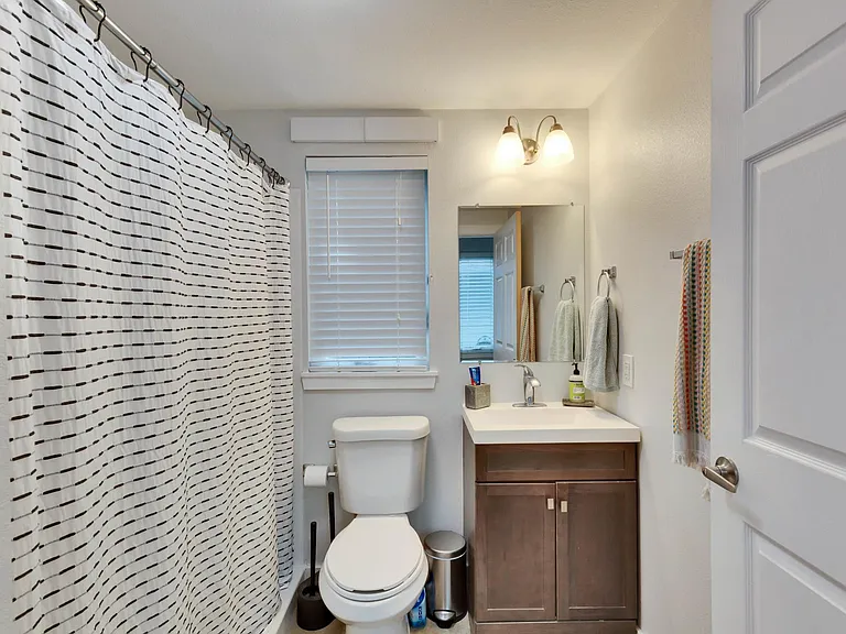 3208 Merrie Lynn Ave #B — Photo 11