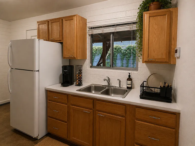 1734 S College Ave #B — Photo 6
