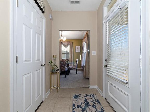 4th image of 9012 Crabapple St
