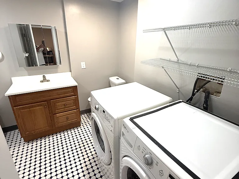 51 Reed St #1L — Photo 4