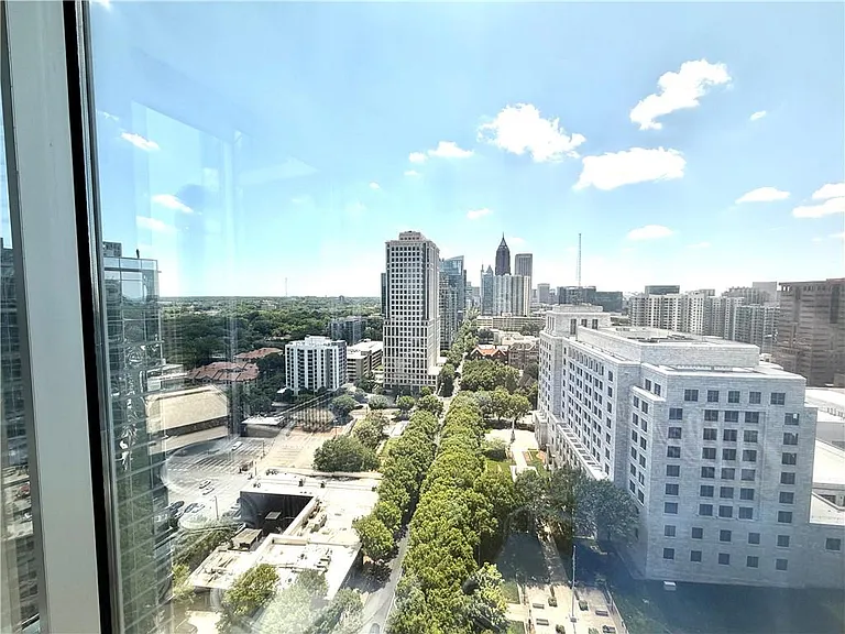 1080 Peachtree St NE #2110 — Photo 24