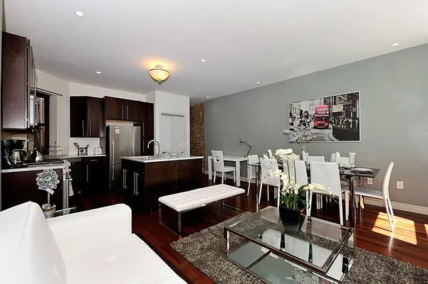 Rented by Atlas Real Estate New York | media 153