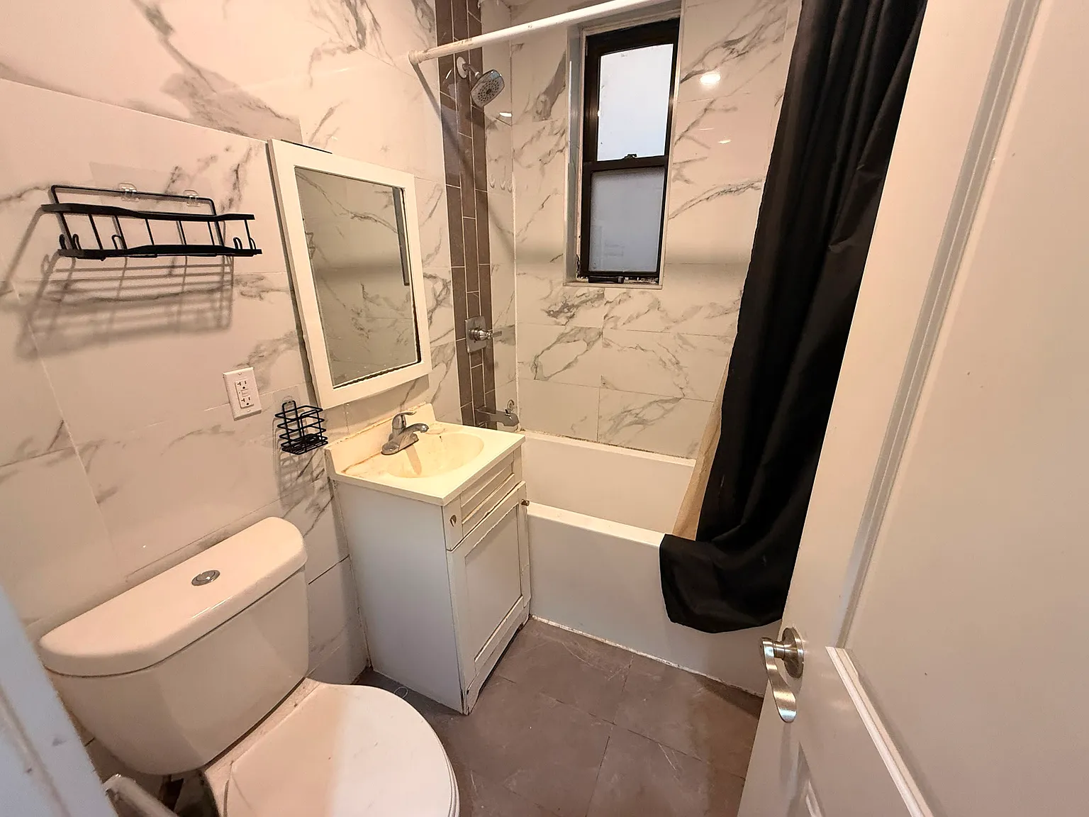 134 Corbin Ave — Photo 4