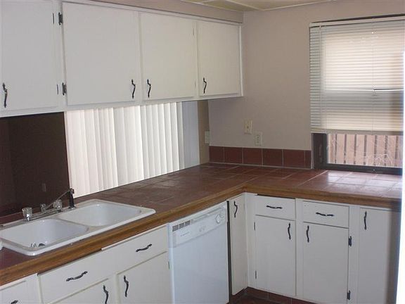5th image of 2964 Asbury Ct
