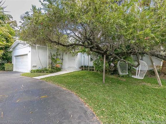3rd image of 1321 Campo Sano Ave