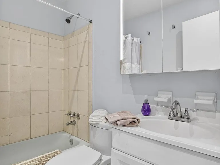 4051 NE 13th Ave #77 — Photo 26
