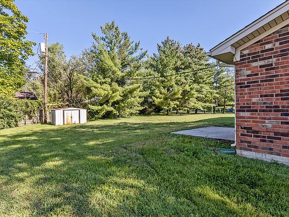 5th image of 3201 Mammoth Dr #A