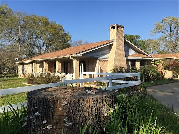 1st image of 1370 County Road 2060
