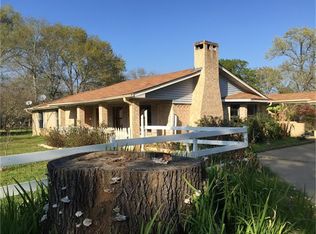 1370 County Road 2060, Crockett, TX 75835