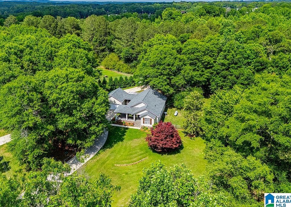 1st image of 2 Pine Hill Dr