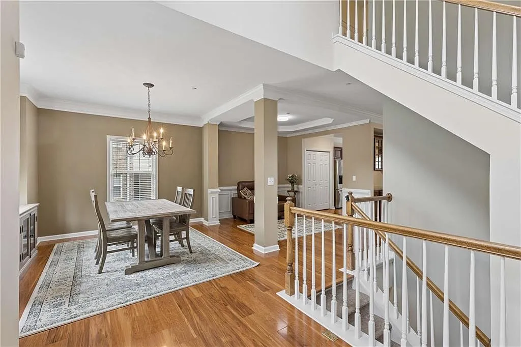 2 bed, 3.5 bath, 2395 sqft, $3,000 — Photo 4