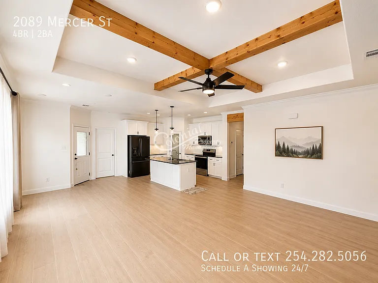 2089 Mercer St — Photo 4