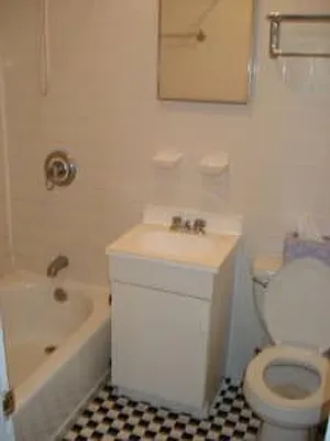Rented by Urban Realty NYC | media 3