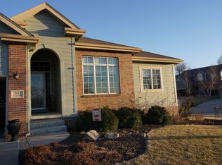 9921 Brentwood Dr, La Vista, NE 68128