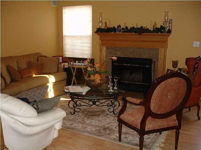 2nd image of 412 Dorchester Way