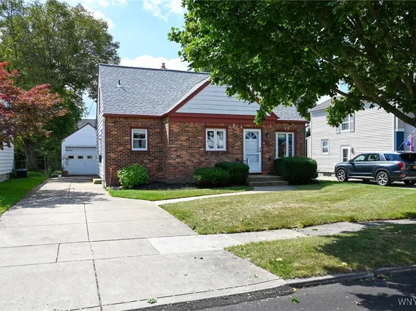 83 Clark St, Buffalo, NY 14223
