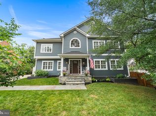 613 S Buchanan St, Arlington, VA 22204