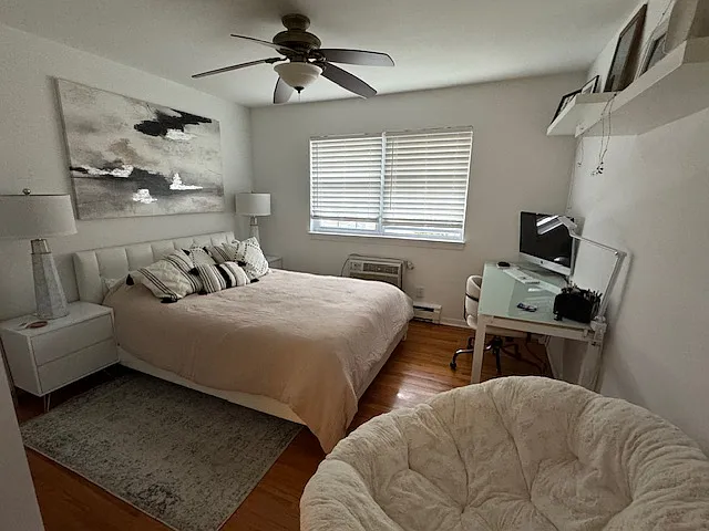 1 bed, 650 sqft, $2,100 — Photo 1