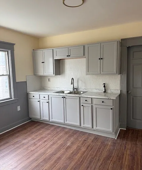 2255 Genesee St — Photo 23