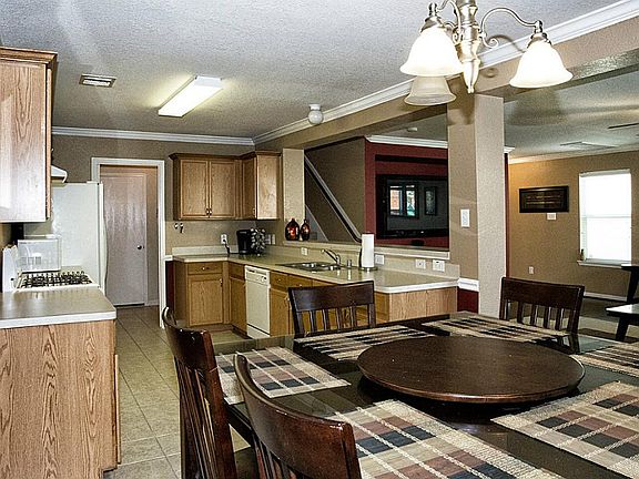 Open concept floor plan is Ideal for entertaining family and friends.