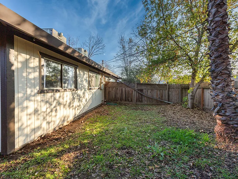 4903 Orchid Way — Photo 21