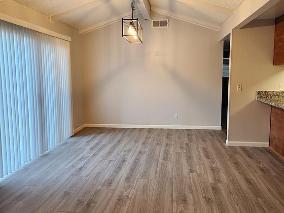3rd image of 6621 Hillsdale Blvd #6621